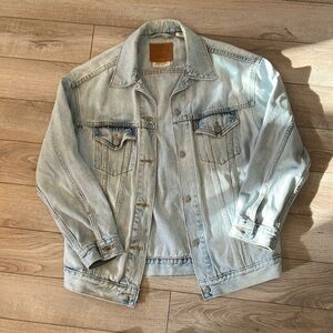 Levi’s oversized Women’s Denim Jacket